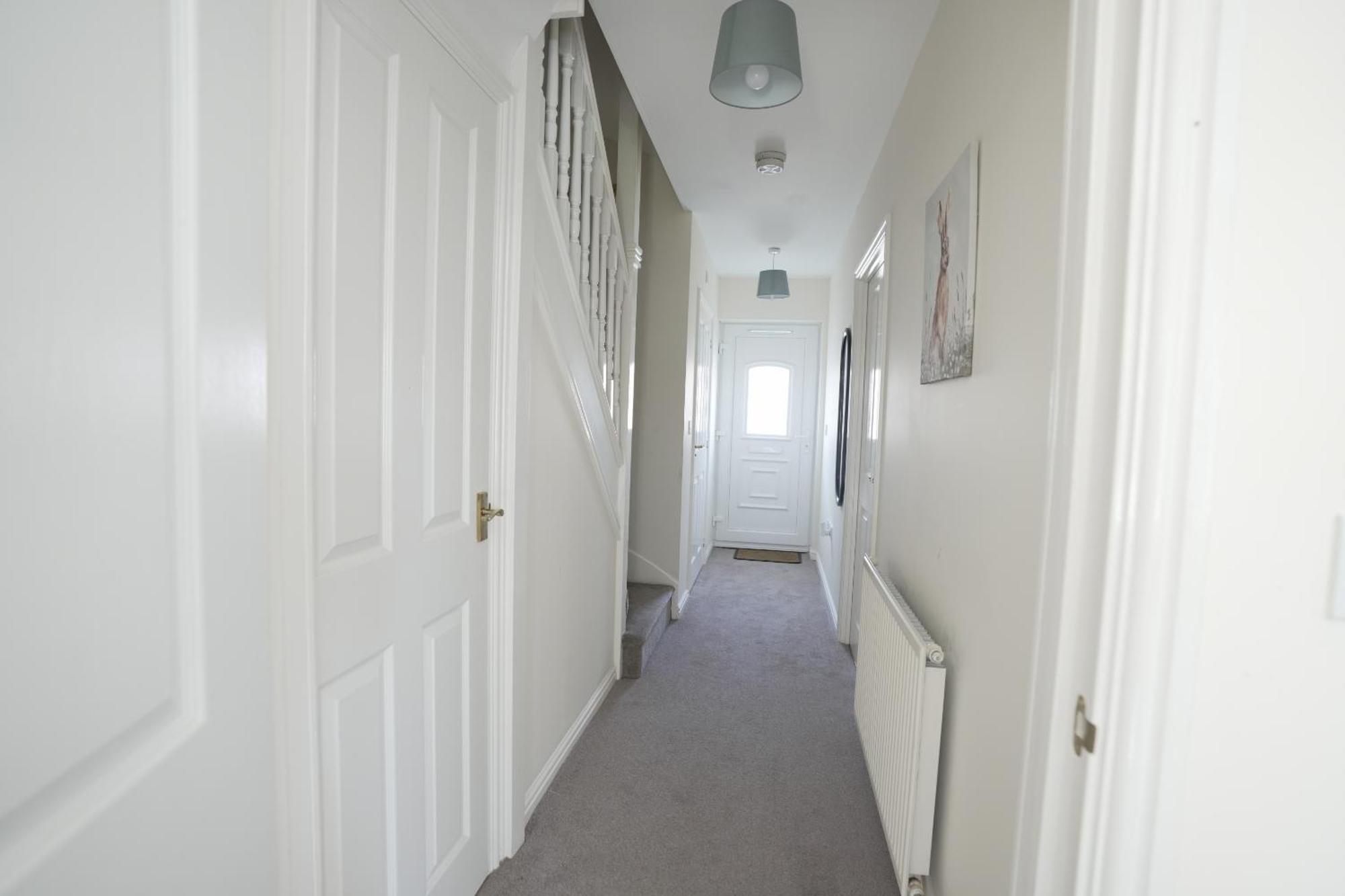 Spacious 4 Bedroom, Perfect For Contractors, Families, Private Parking Royal Wootton Bassett Buitenkant foto